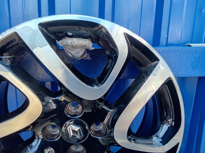 Recambio de llanta para renault captur referencia OEM IAM   