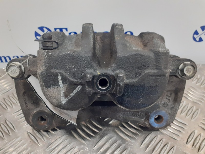 Recambio de pinza freno delantera izquierda para ssangyong rodius 2.7 turbodiesel cat referencia OEM IAM BC140087  