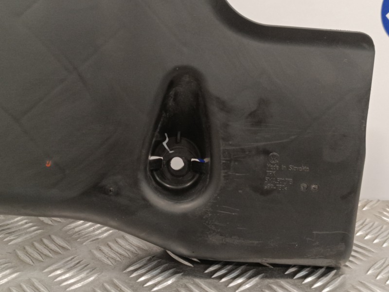 Recambio de moldura para cupra formentor km (fm6) referencia OEM IAM 5WA501713  