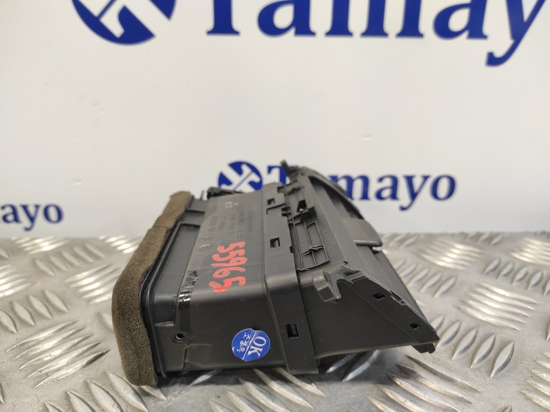 Recambio de rejilla aireadora para kia rio 1.2 cat referencia OEM IAM 974101WAA0  