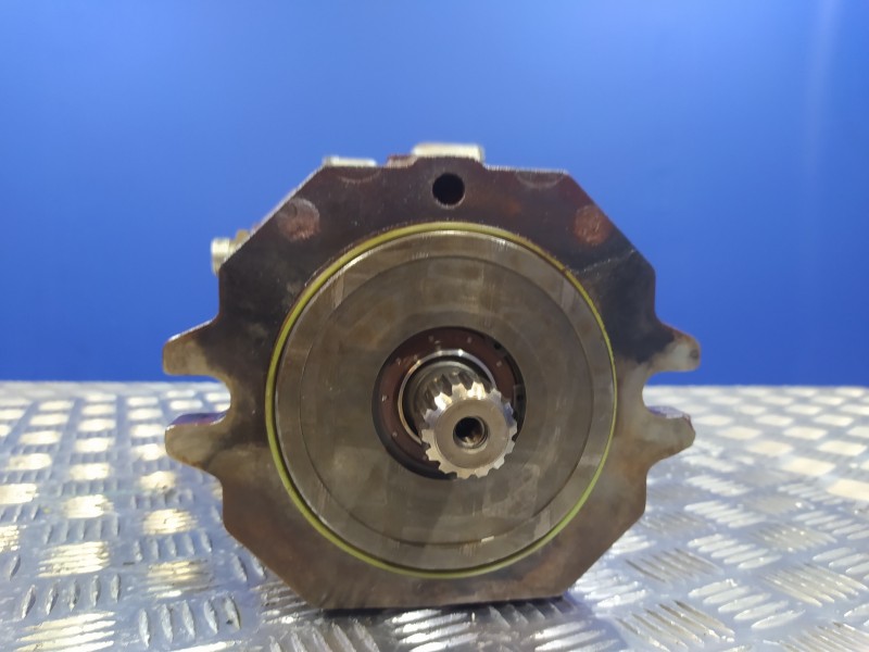 Recambio de bomba aceite para iveco ml120el20 gnc referencia OEM IAM HPR7502R2562  