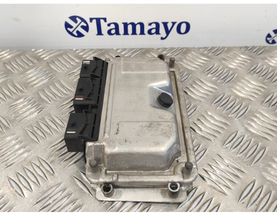 Recambio de centralita motor uce para citroën xsara picasso 1.6 referencia OEM IAM 0261207318 M74451 9648483480