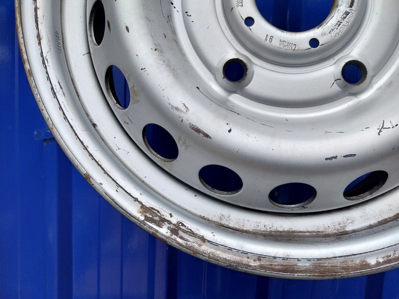 Recambio de llanta para ford transit kastenwagen (ttg) referencia OEM IAM CWP5A  BK21-1007-DA