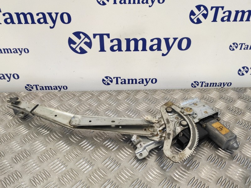 Recambio de elevalunas delantero derecho para opel corsa b referencia OEM IAM 90520190  