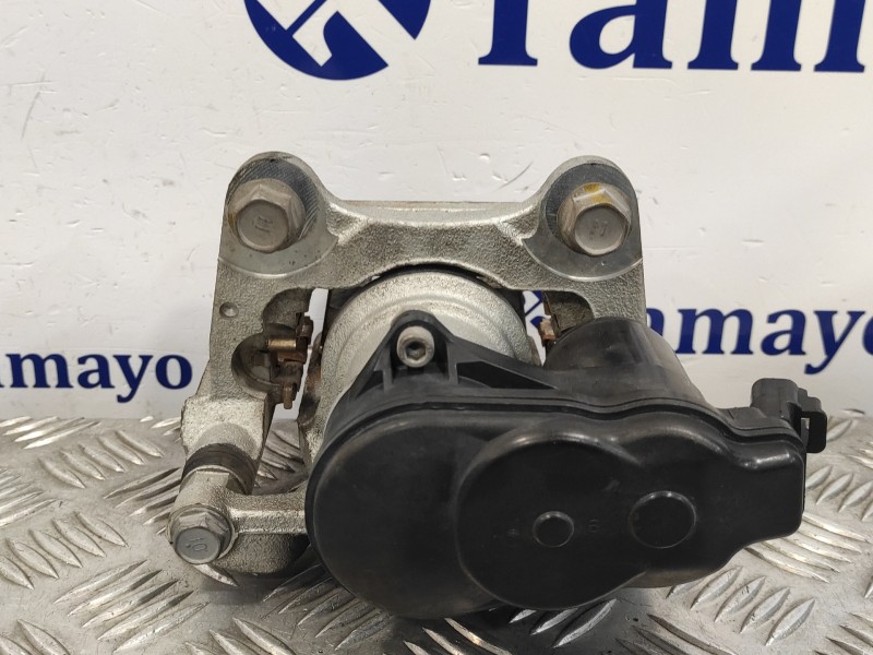 Recambio de pinza freno trasera derecha para toyota rav4 referencia OEM IAM 4631033010  