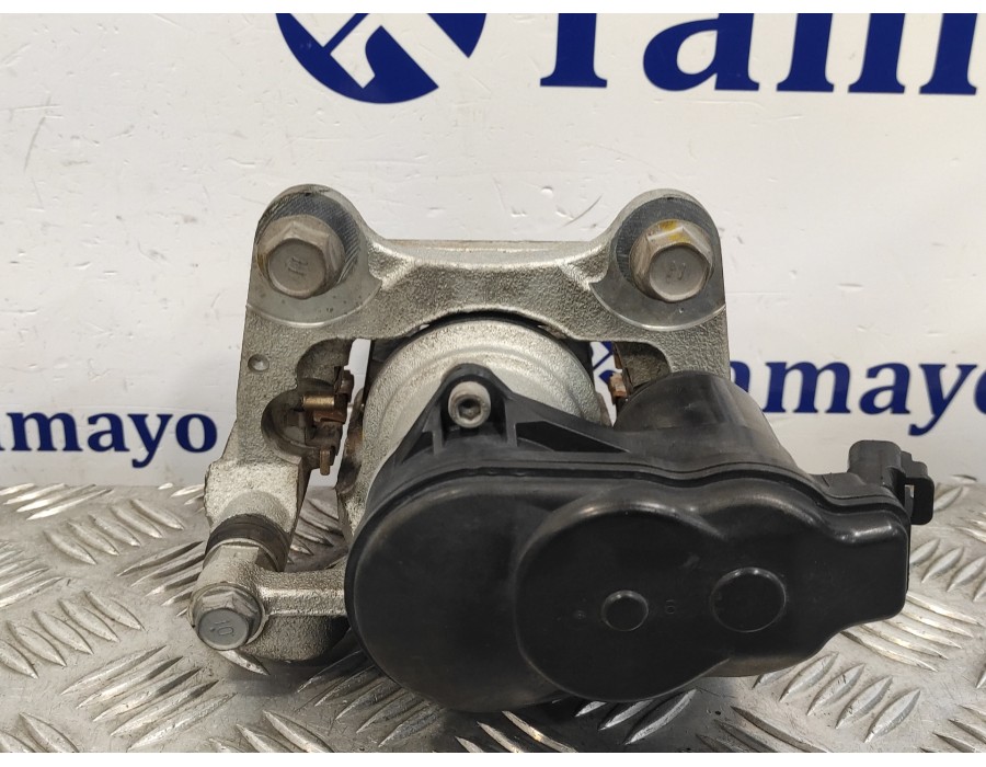 Recambio de pinza freno trasera derecha para toyota rav4 referencia OEM IAM 4631033010  