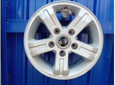 Recambio de llanta para kia sorento referencia OEM IAM 52910-3E581  