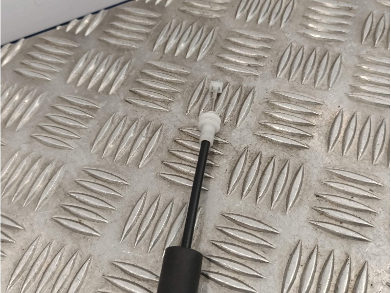 Recambio de cerradura puerta delantera izquierda para land rover discovery sport referencia OEM IAM FK72203A29AE 938827102 C3560