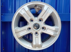 Recambio de llanta para kia sorento referencia OEM IAM 52910-3E581  