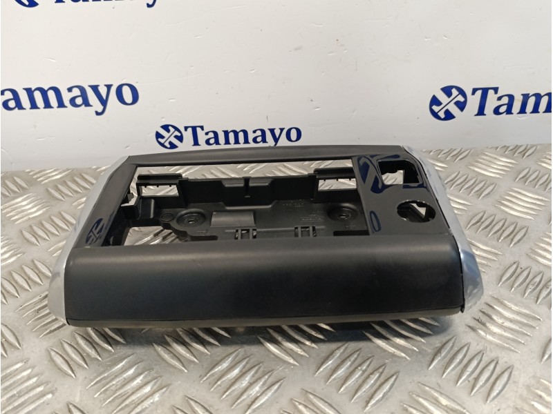 Recambio de embellecedor salpicadero para peugeot 208 1.2 16v vti referencia OEM IAM 9673861377 1174523X 9672846077TR