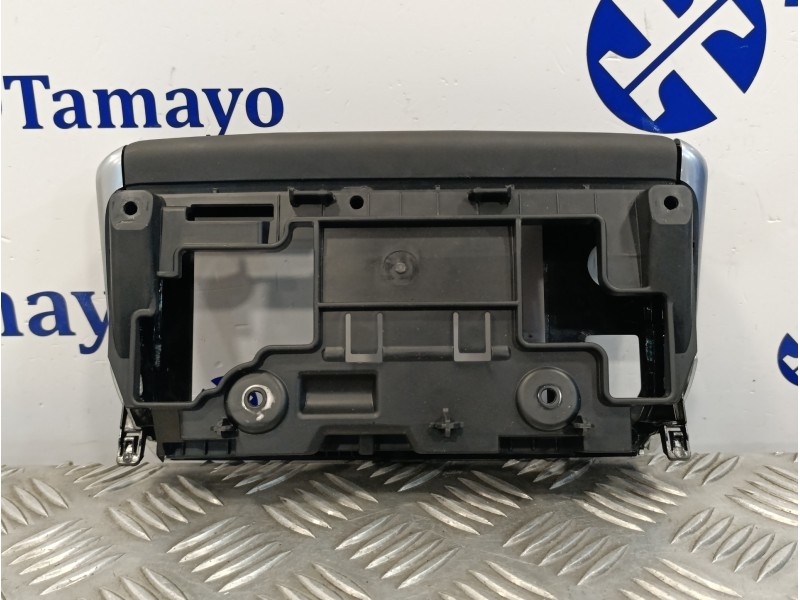 Recambio de embellecedor salpicadero para peugeot 208 1.2 16v vti referencia OEM IAM 9673861377 1174523X 9672846077TR