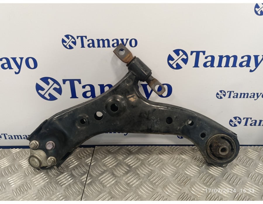 Recambio de brazo suspension inferior delantero derecho para toyota rav4 referencia OEM IAM   