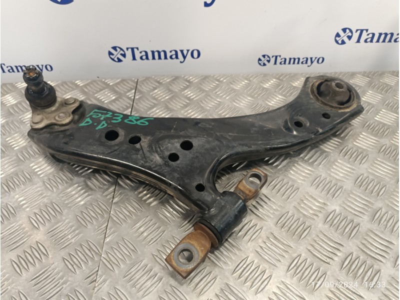 Recambio de brazo suspension inferior delantero derecho para toyota rav4 referencia OEM IAM   