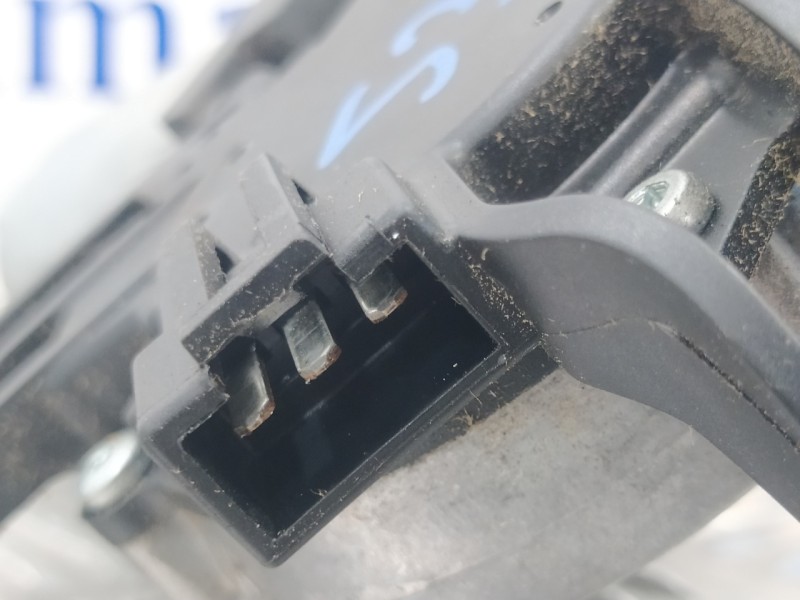 Recambio de motor limpia trasero para opel astra h caravan 1.9 cdti referencia OEM IAM 0390201591  13105981