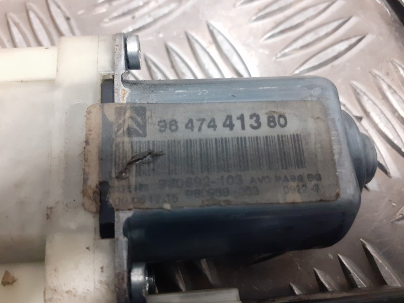 Recambio de elevalunas delantero derecho para citroën c4 berlina 1.6 16v hdi referencia OEM IAM 9647441380  996388103