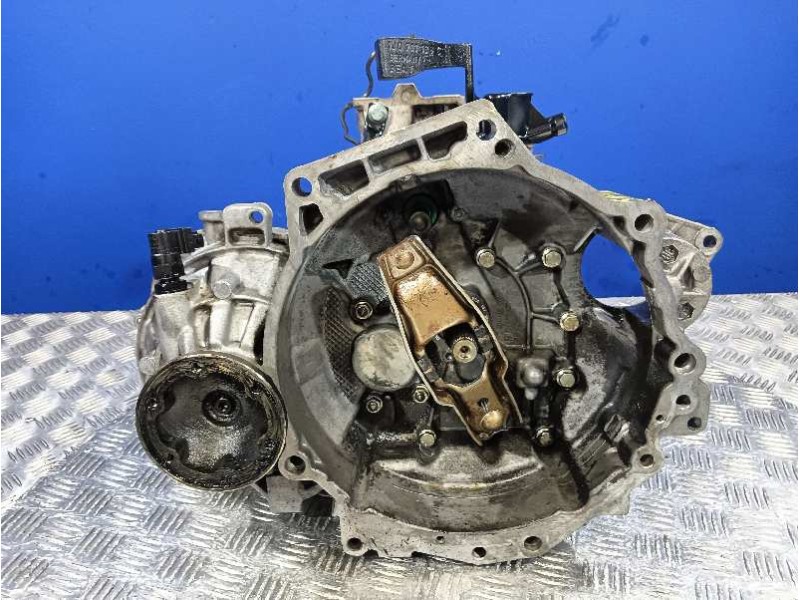 Recambio de caja cambios para audi a3 (8l) referencia OEM IAM CZM  