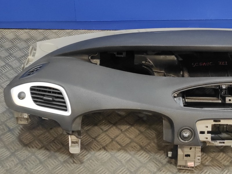 Recambio de salpicadero para renault scenic iii referencia OEM IAM   