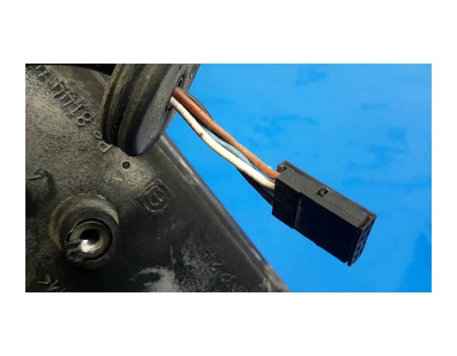 Recambio de retrovisor derecho para bmw serie 3 berlina (e36) 1.7 turbodiesel cat referencia OEM IAM 81444720  