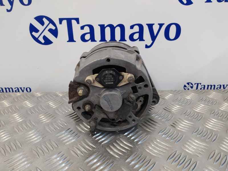 Recambio de alternador para bmw serie 5 (e28) 2.8 referencia OEM IAM 0120468004  