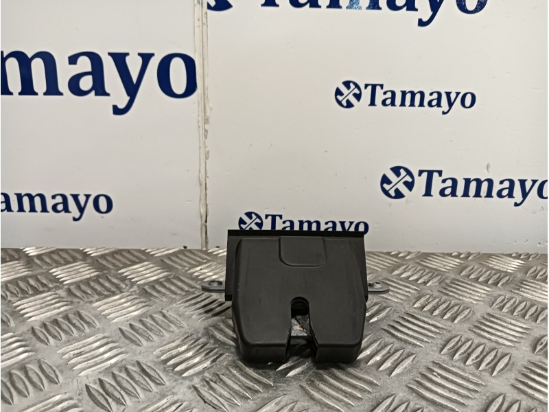 Recambio de cerradura maletero / porton para ford focus lim. black&red referencia OEM IAM 8M51R442A66DC  