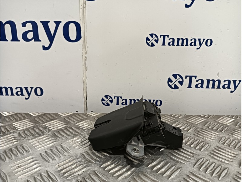 Recambio de cerradura maletero / porton para ford focus lim. black&red referencia OEM IAM 8M51R442A66DC  