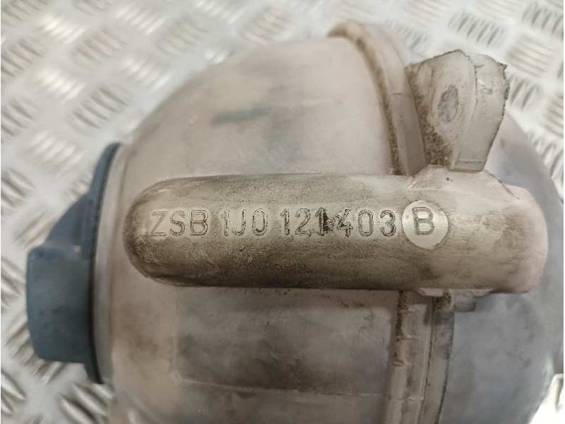 Recambio de deposito expansion para audi a3 (8l) referencia OEM IAM ZSB1J0121403  1J0121321B