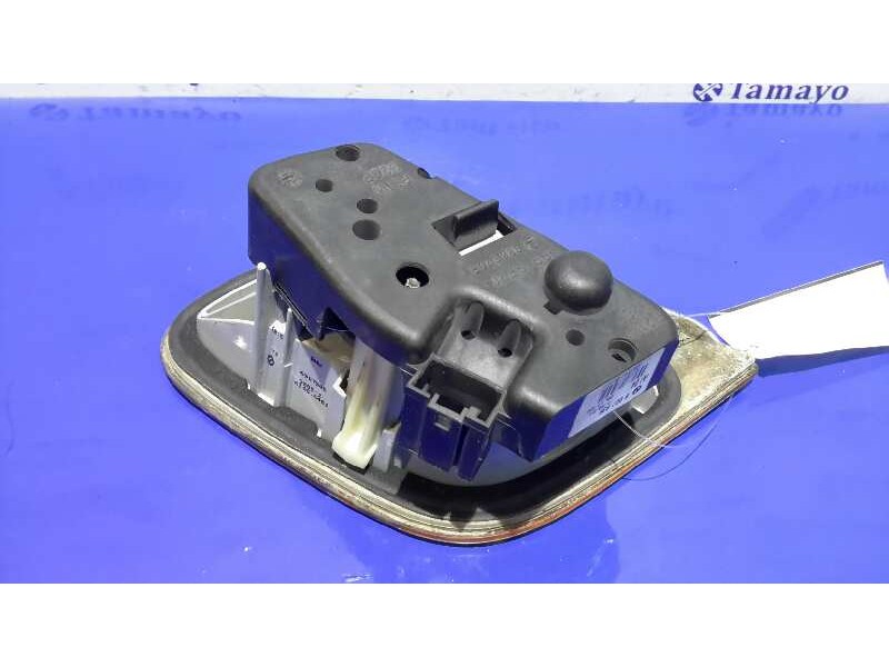 Recambio de piloto trasero derecho para bmw serie 3 berlina (e46) 2.0 16v referencia OEM IAM 6907938  