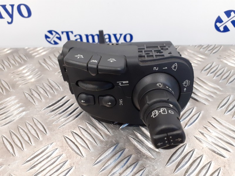 Recambio de mando limpia para renault scenic ii referencia OEM IAM 8200127728  