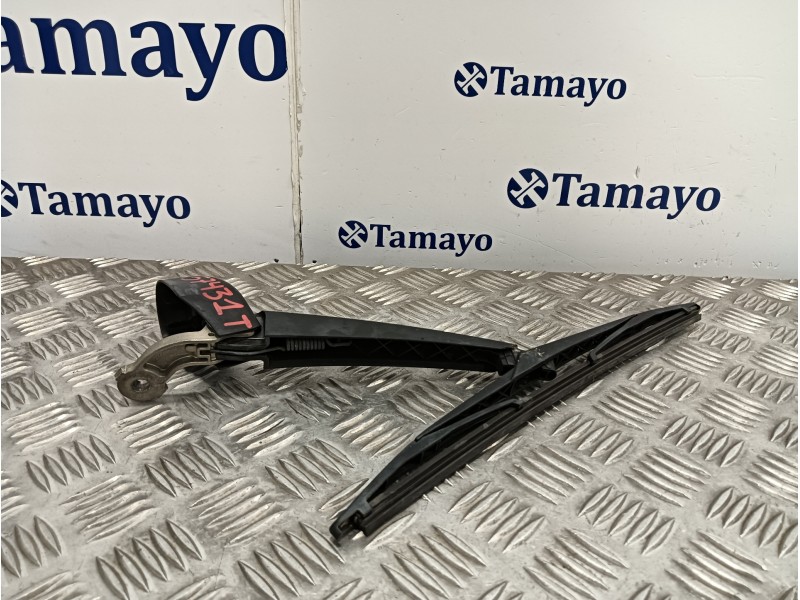 Recambio de brazo limpia trasero para ford focus lim. black&red referencia OEM IAM BM51T04178AA  