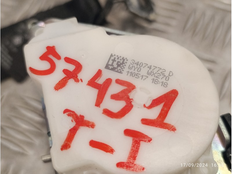 Recambio de cinturon seguridad trasero izquierdo para ford focus lim. black&red referencia OEM IAM 34074772D  