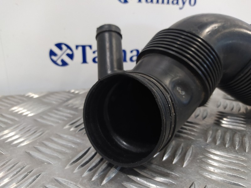 Recambio de tubo para audi a3 (8p) referencia OEM IAM 3C0129654M  
