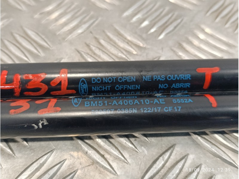 Recambio de amortiguadores maletero / porton para ford focus lim. black&red referencia OEM IAM BM51A406A10AE  