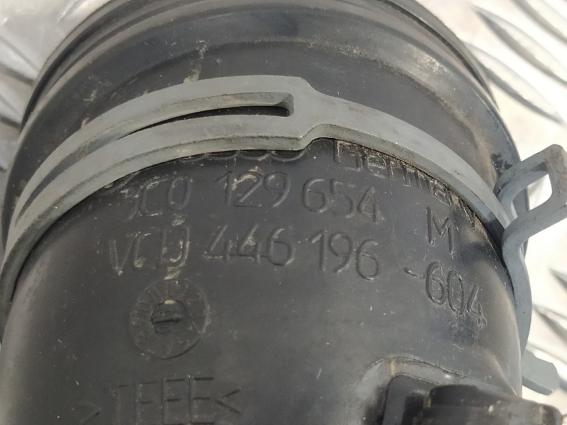 Recambio de tubo para audi a3 (8p) referencia OEM IAM 3C0129654M  