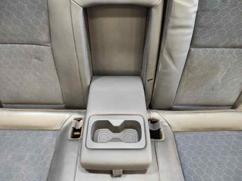 Recambio de juego asientos completo para ssangyong tivoli premium 4x2 referencia OEM IAM   