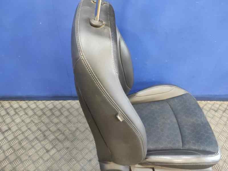 Recambio de juego asientos completo para ssangyong tivoli premium 4x2 referencia OEM IAM   