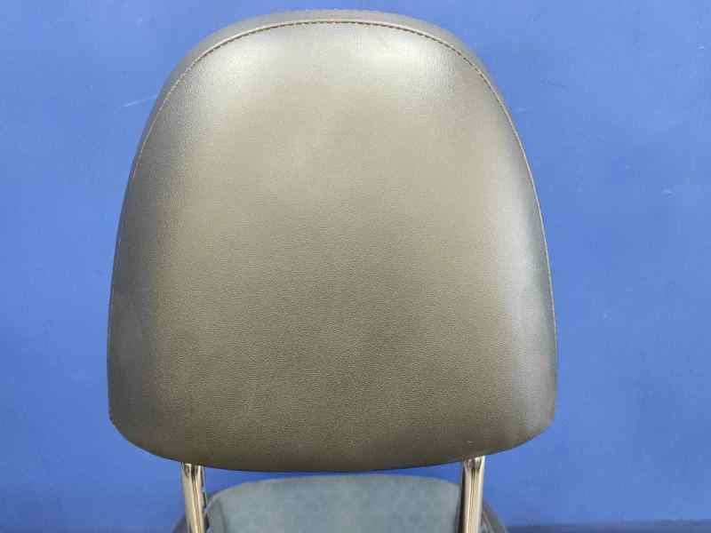 Recambio de juego asientos completo para ssangyong tivoli premium 4x2 referencia OEM IAM   