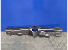 Recambio de molduras delanteras para mercedes-benz clase a (w168) referencia OEM IAM A1686989930  