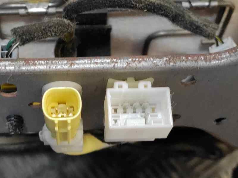 Recambio de juego asientos completo para ssangyong tivoli premium 4x2 referencia OEM IAM   