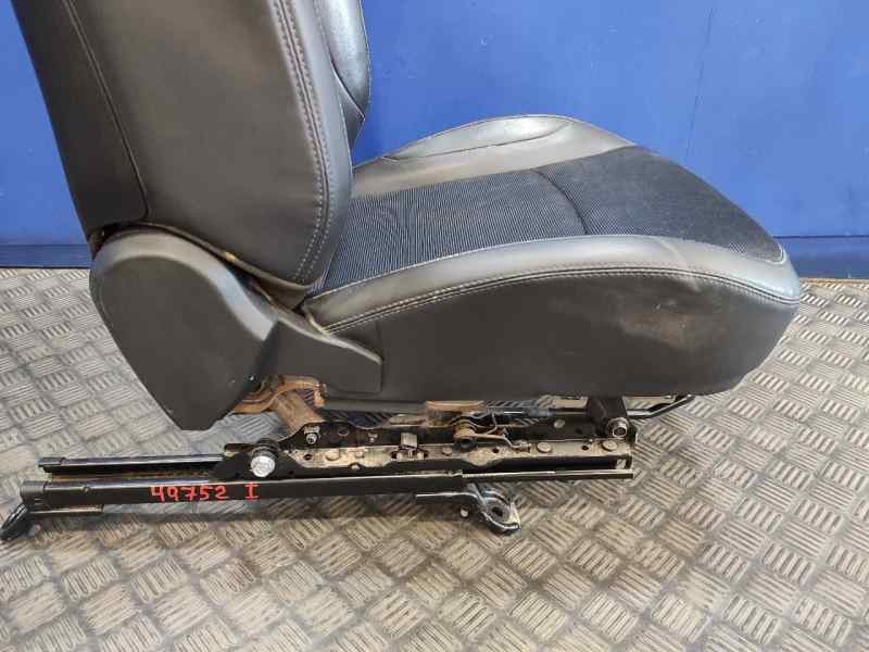 Recambio de juego asientos completo para ssangyong tivoli premium 4x2 referencia OEM IAM   