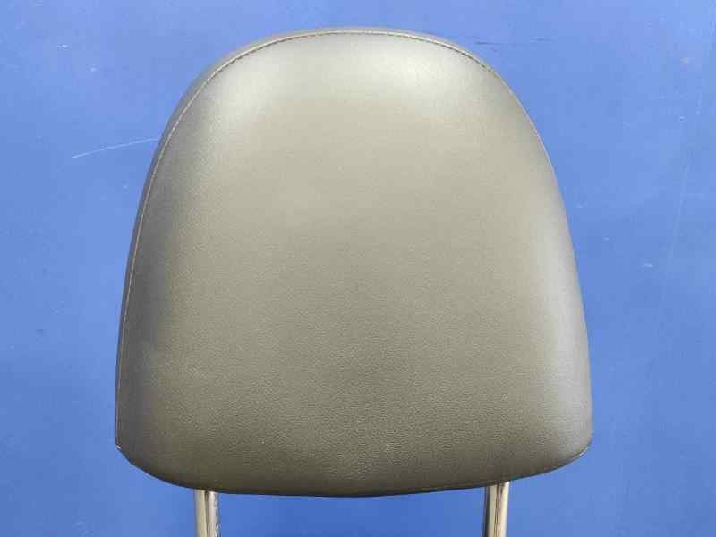 Recambio de juego asientos completo para ssangyong tivoli premium 4x2 referencia OEM IAM   