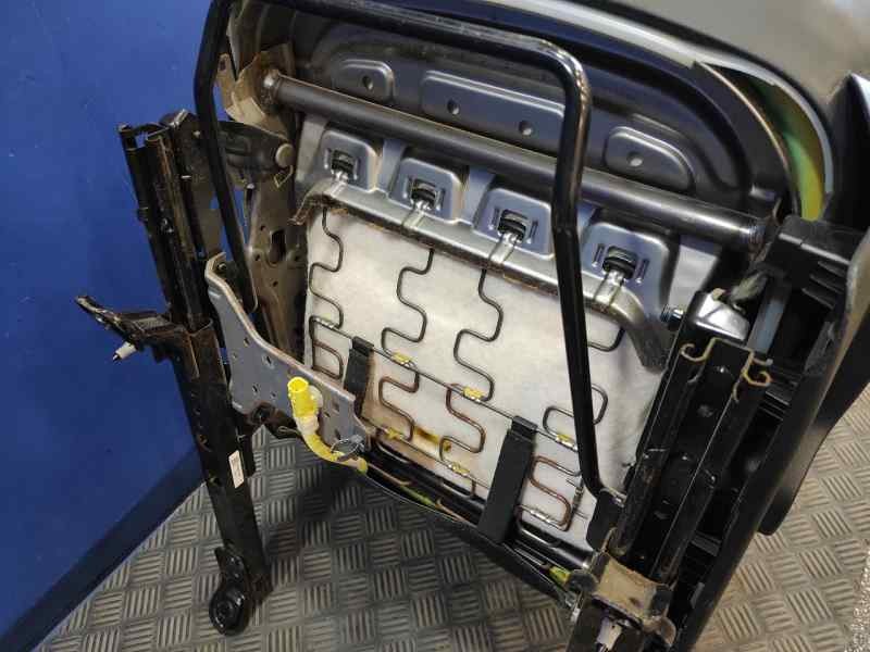 Recambio de juego asientos completo para ssangyong tivoli premium 4x2 referencia OEM IAM   