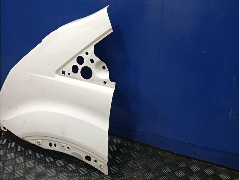 Recambio de aleta delantera izquierda para ford transit kastenwagen (ttg) referencia OEM IAM   