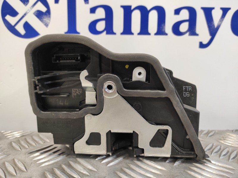 Recambio de cerradura puerta delantera derecha para bmw serie 5 lim. (f10) referencia OEM IAM A053702  7202144