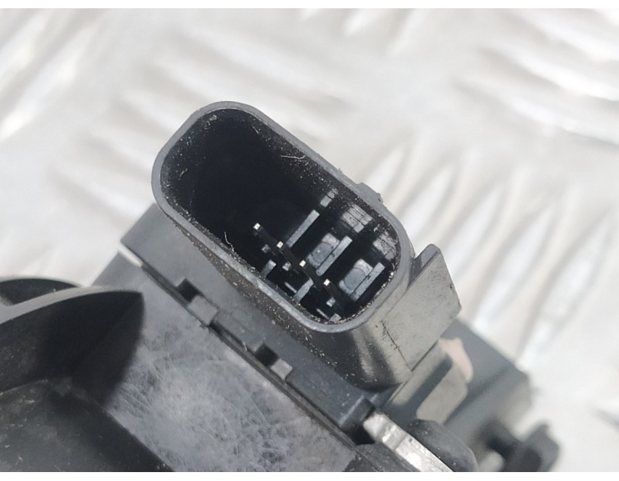 Recambio de caudalimetro para ford focus berlina (cap) 1.6 tdci cat referencia OEM IAM 7M519A673FJ 7689929808 7210014704