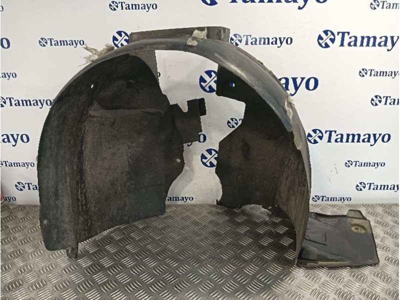 Recambio de plastico paso rueda delantero derecho para peugeot partner kombi referencia OEM IAM 9680450  