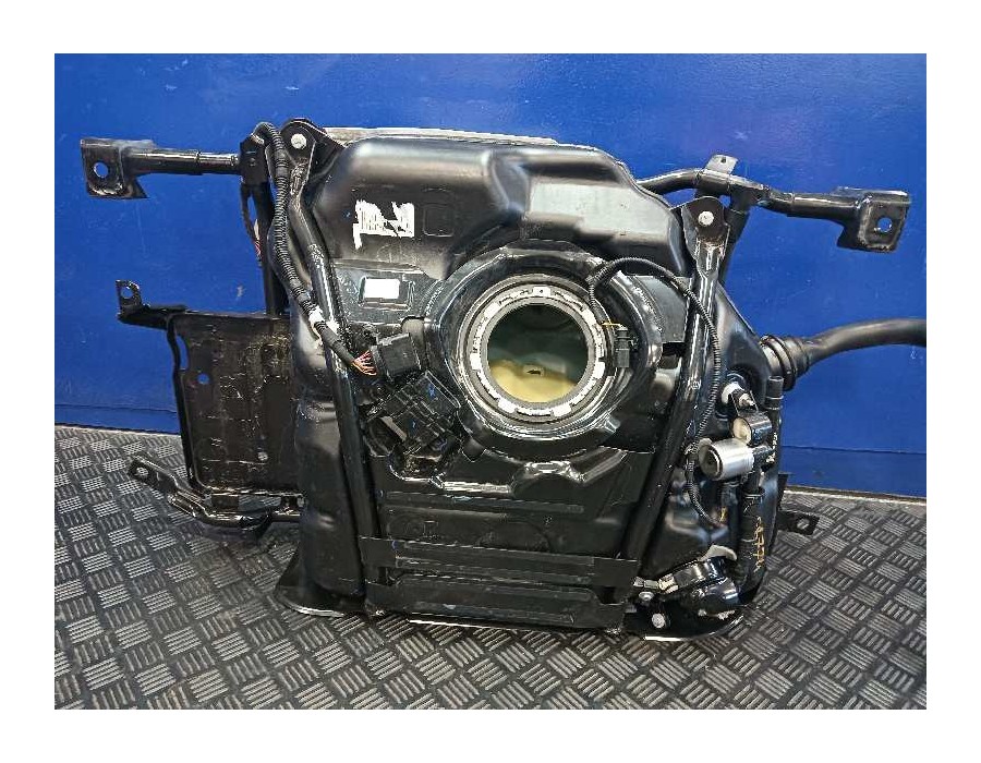 Recambio de deposito combustible para volkswagen golf vii (5g1, bq1, be1, be2) 1.4 gte hybrid referencia OEM IAM 100107123  8D92