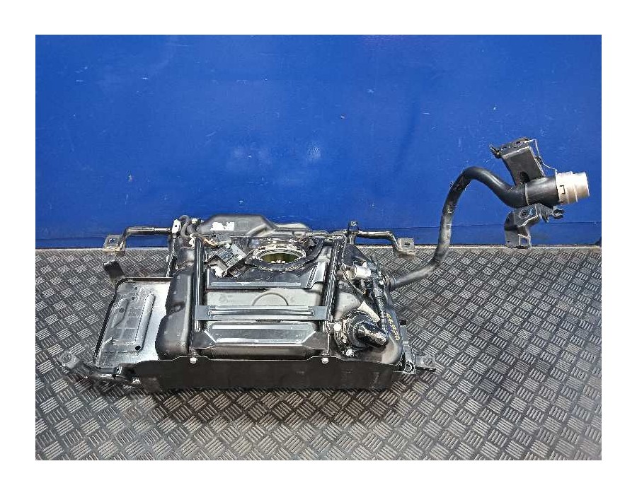 Recambio de deposito combustible para volkswagen golf vii (5g1, bq1, be1, be2) 1.4 gte hybrid referencia OEM IAM 100107123  8D92