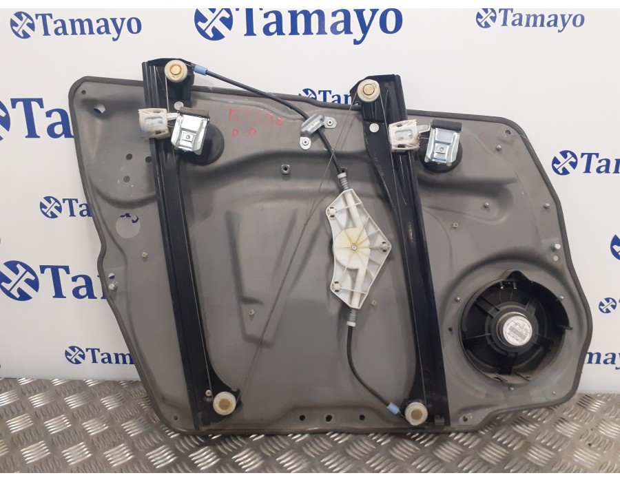 Recambio de elevalunas delantero derecho para mercedes-benz clase b (w245) 2.0 cdi cat referencia OEM IAM A1697202879  