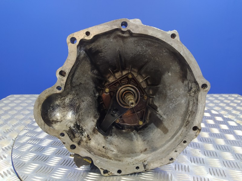 Recambio de caja cambios para nissan serena (c23m) 2.3 diesel referencia OEM IAM LD23  