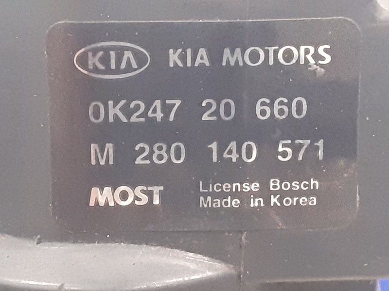 Recambio de caja mariposa para kia carens 1.6 cat referencia OEM IAM 0K24720660 0K24718911 M280140571